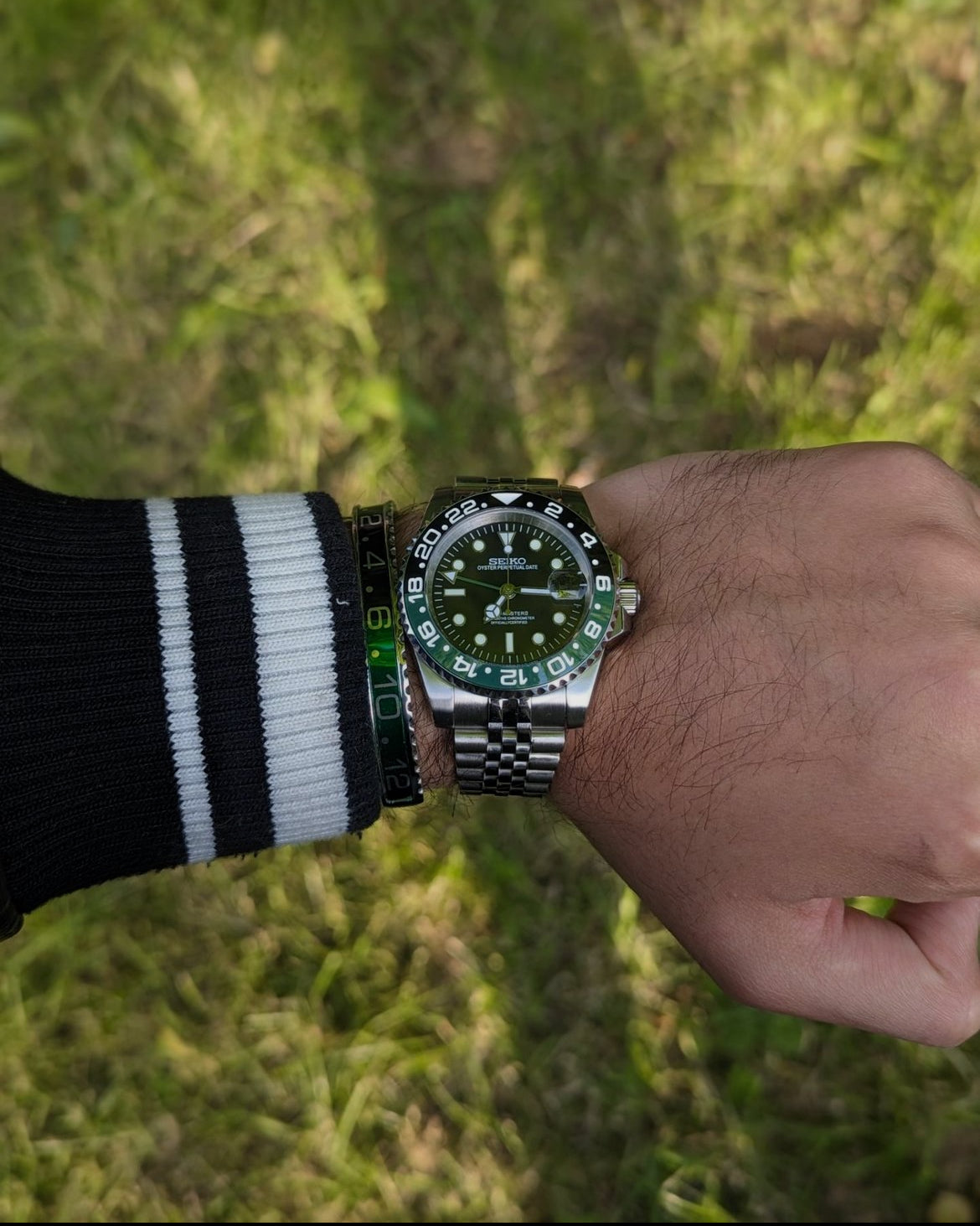 GREEN BLACK GMT SEIKO MOD